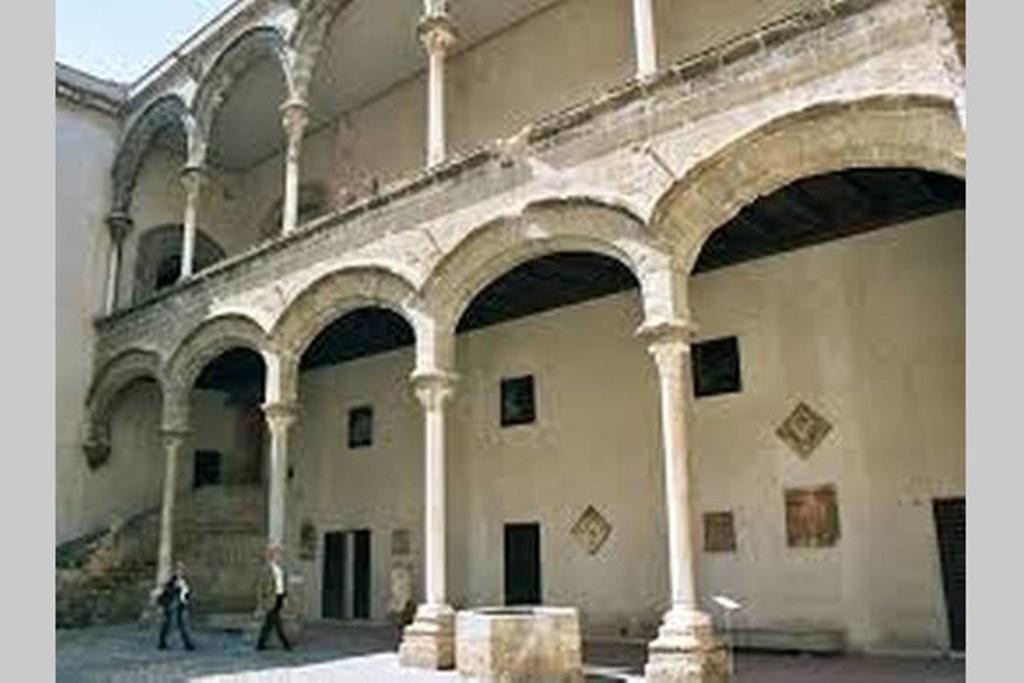 Piazza Marina Chic Apartment Palermo Bagian luar foto
